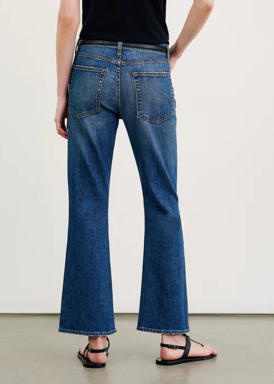 BOOT CUT JEAN IN CLASSIC WASH