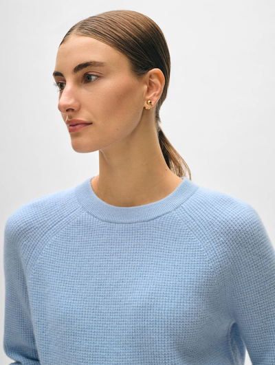 CASHMERE WAFFLE SWEATSHIRT IN ICY BLUE