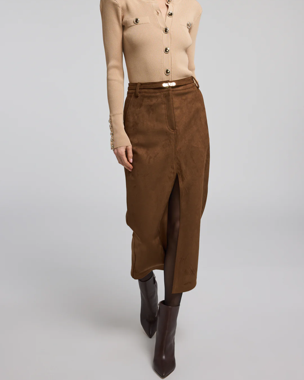 MEDINA BELTED VEGAN SUEDE SKIRT IN CARAMEL