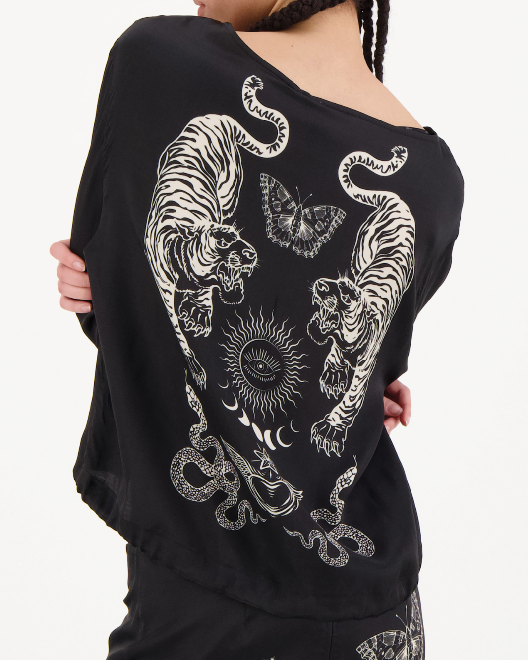 BEATRICE BLOUSON TOP IN BLACK MAGIC