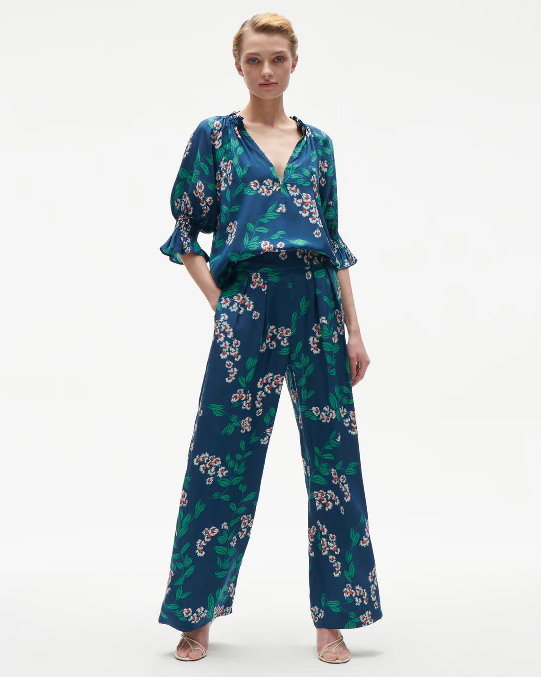 HALIMA TOP IN WISPY FLORAL SLATE NAVY