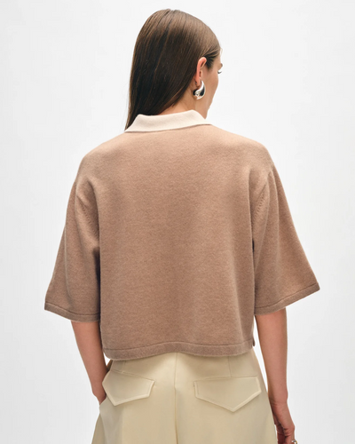 CASHMERE CROPPED POLO IN TRUE CAMEL COMBO