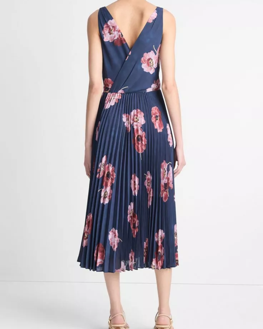 PAINTED POPPY PLEATED DRAPED V-NECK DRESS IN MARINE NIGHT