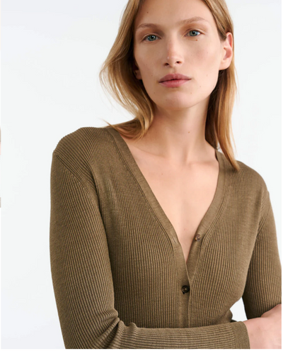 NARI CARDIGAN IN MILITARY GREEN