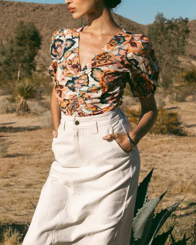 DELPHINA TOP IN DESERT FLORAL