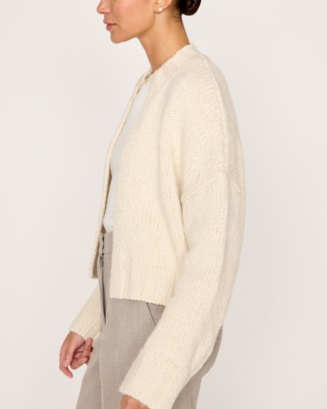 ASHER CARDIGAN IN IVORY