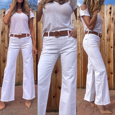 AMANDA IN WHITE DENIM