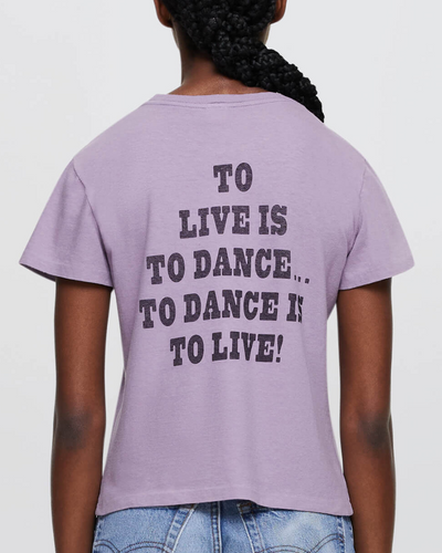 CLASSIC "SNOOPY DANCING" TEE IN LAVENDER