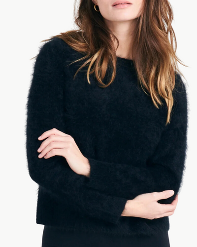 BRUSHED CASHMERE CREW IN BLACK