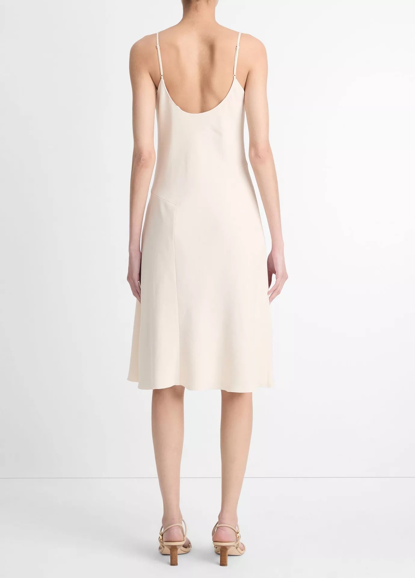 BALLET SLIP DRESS IN FLAXEN