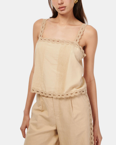 ALESSANDRA COTTON CAMISOLE IN IRISH CREAM