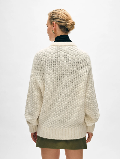 PLUSH ALPACA BLEND BASKET STITCH CARDIGAN IN IVORY