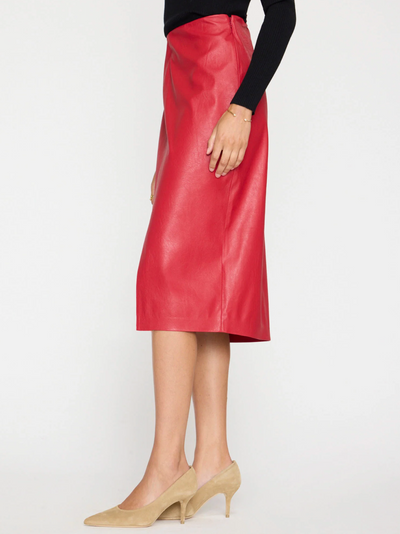 ESME VEGAN LEATHER SKIRT IN CRIMSON