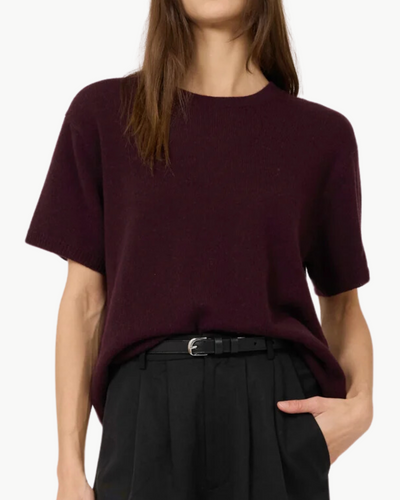 SLOANE CASHMERE TSHIRT IN SYRAH