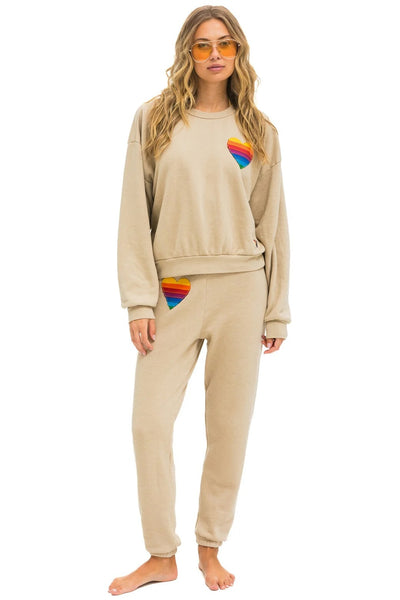 RAINBOW HEART STITCH RELAXED CREW SWEATSHIRT IN SAND