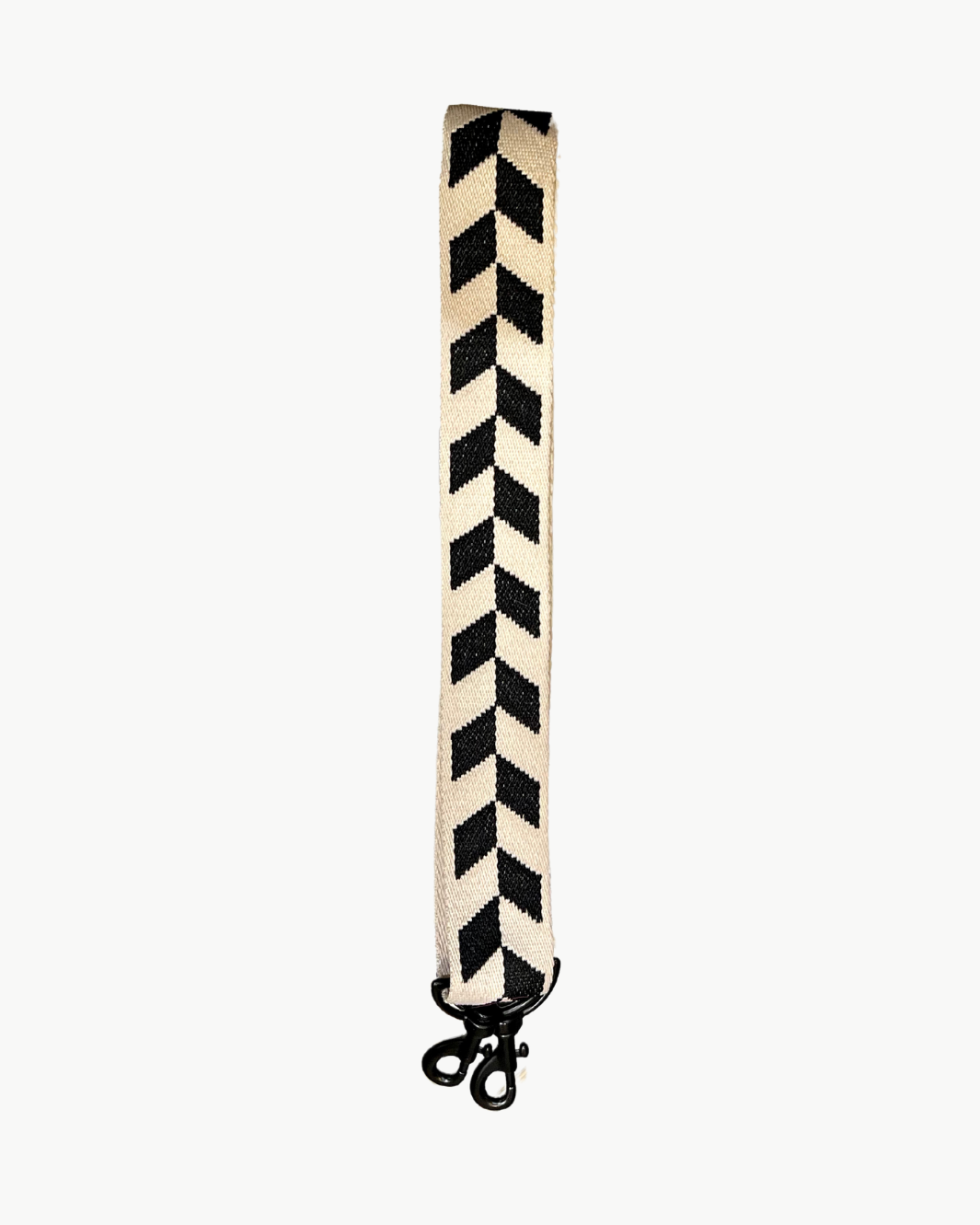 CANVAS STRAP IN BLACK/WHITE CHEVRON