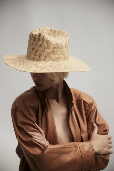 CHANDLER HAT IN NATURAL - Romi Boutique