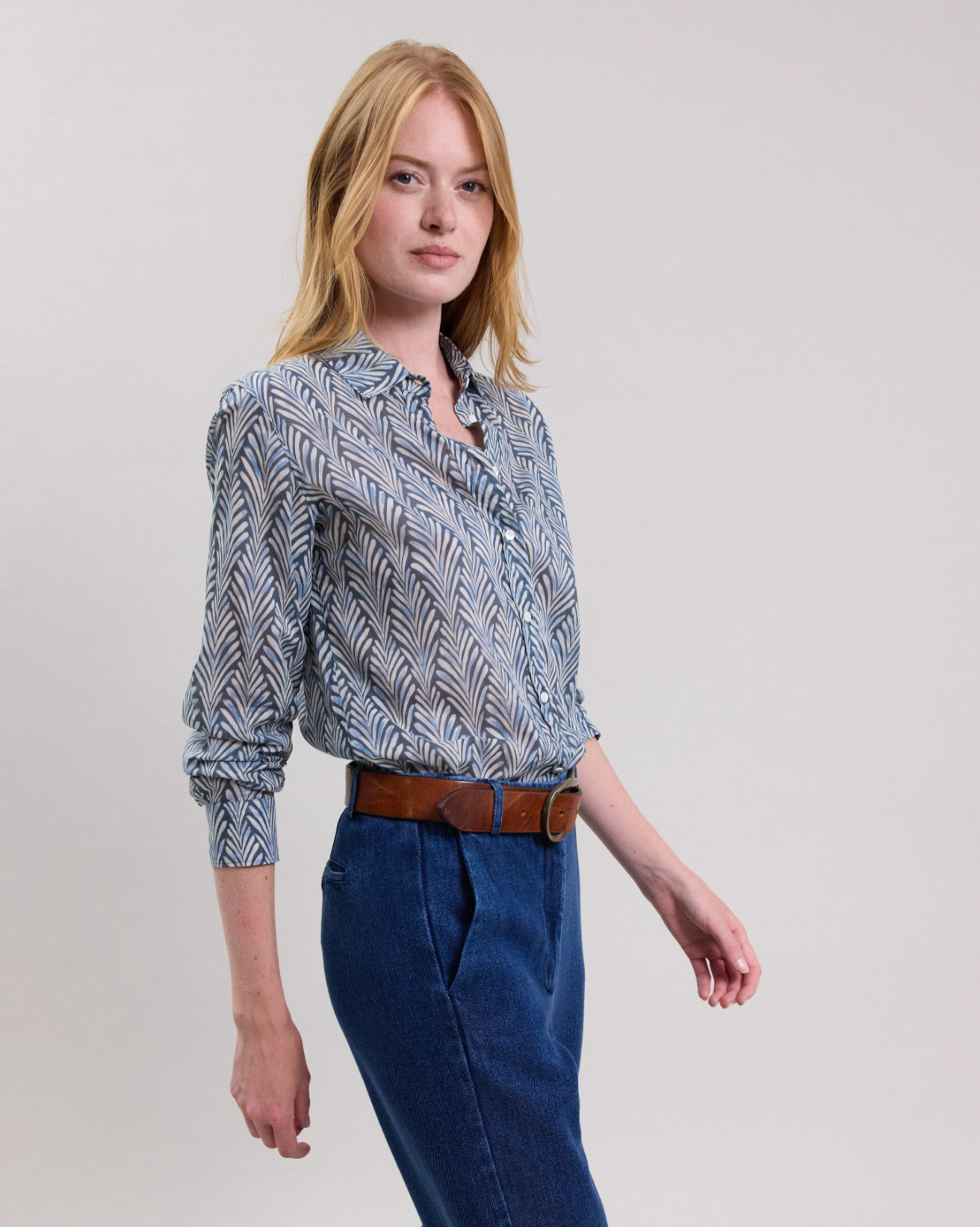 CORAZ WOMAN WOVEN SHIRT IN SILVER BLUE