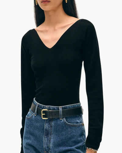 SUPERFINE MERINO RIBBED VNECK TOP IN BLACK