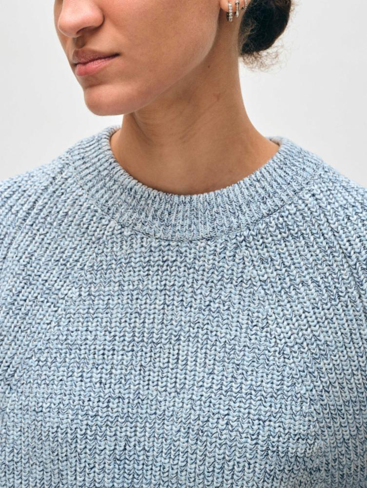 ORGANIC COTTON RIBBED RAGLAN CREWNECK IN BLUE MARL