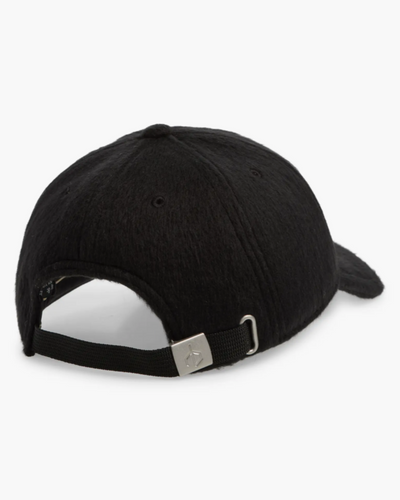 COZY BASEBALL CAP IN BLACK