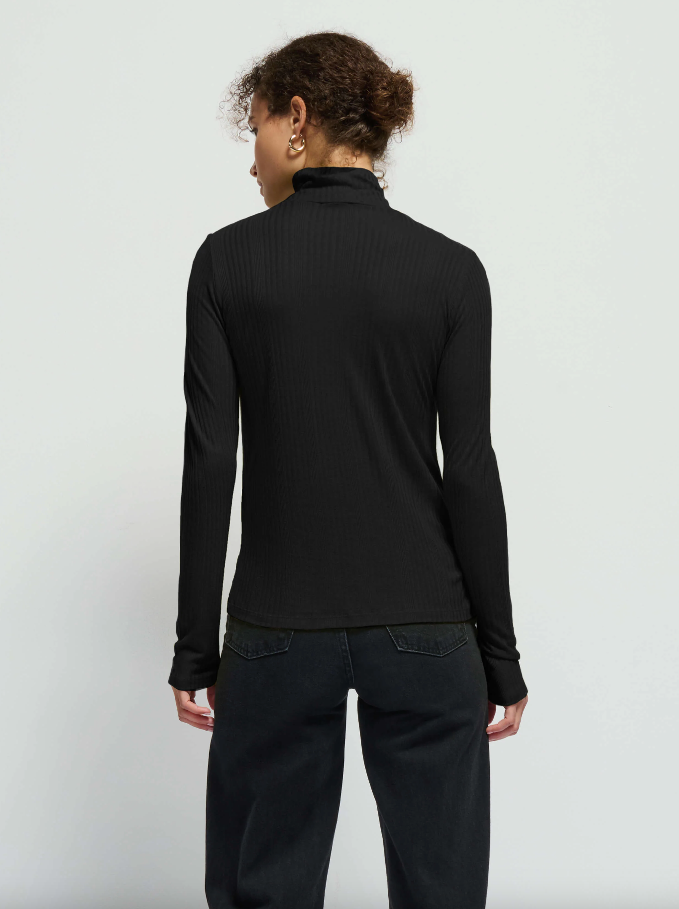 RENEE TURTLENECK IN JET BLACK