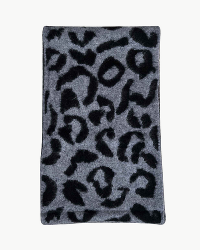 BRUSHED LEOPARD SCARF IN FEATHER/NIGHT