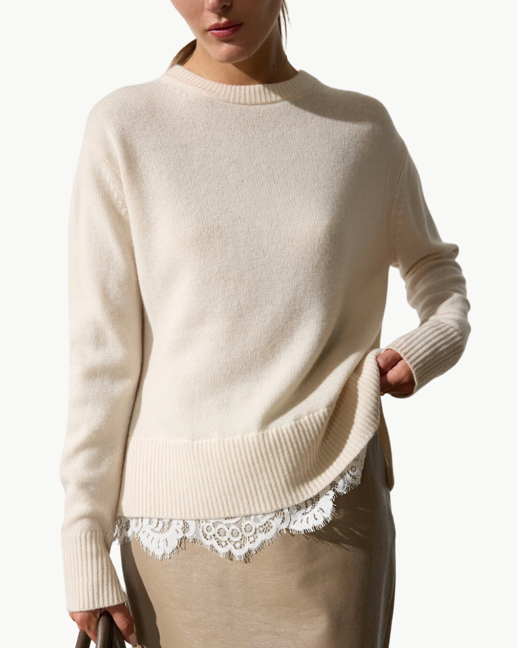 MARTE LACE LOOKER IN ALMOND WITH WHITE