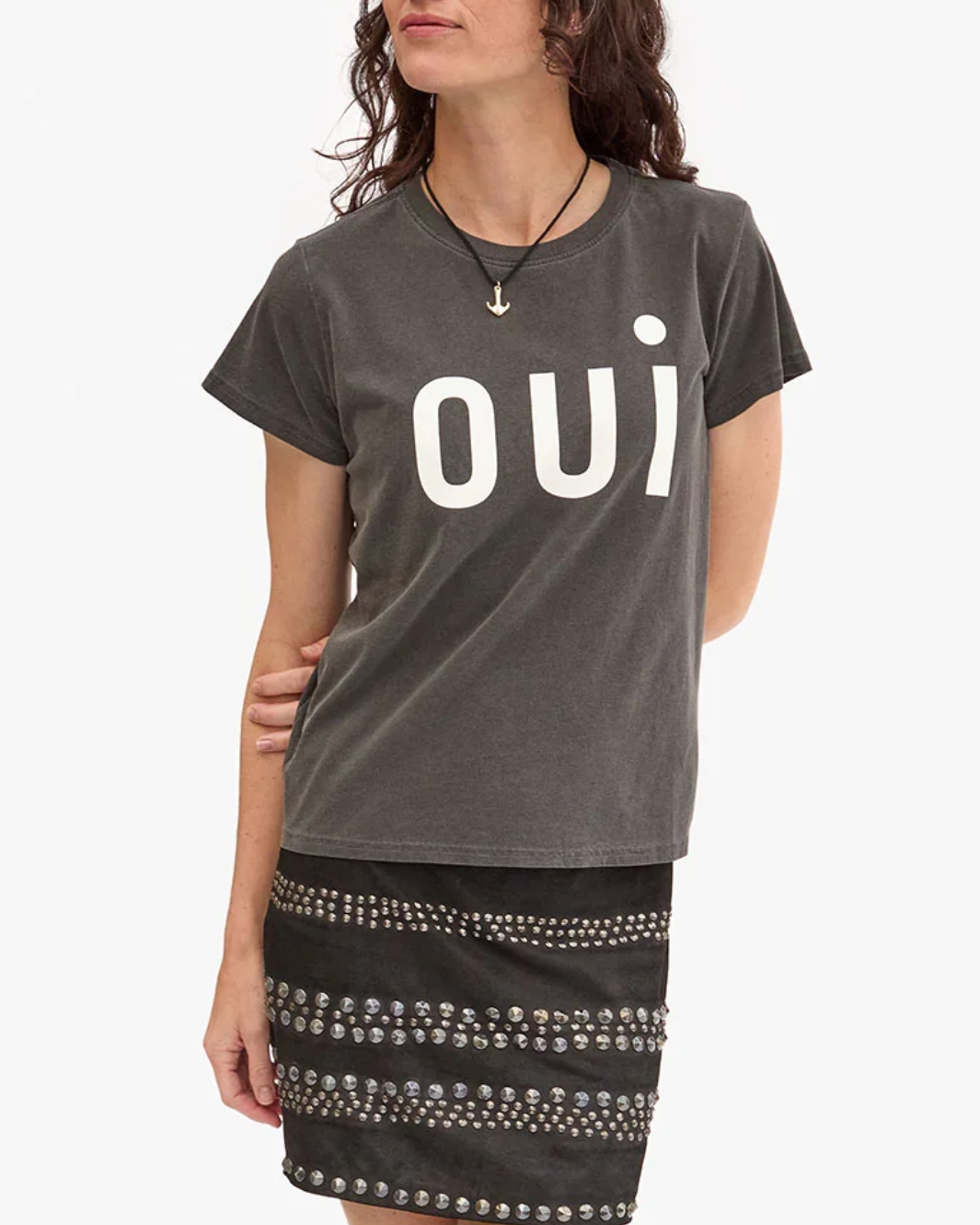 OUI CLASSIC TEE IN FADED BLACK  WITH CREAM