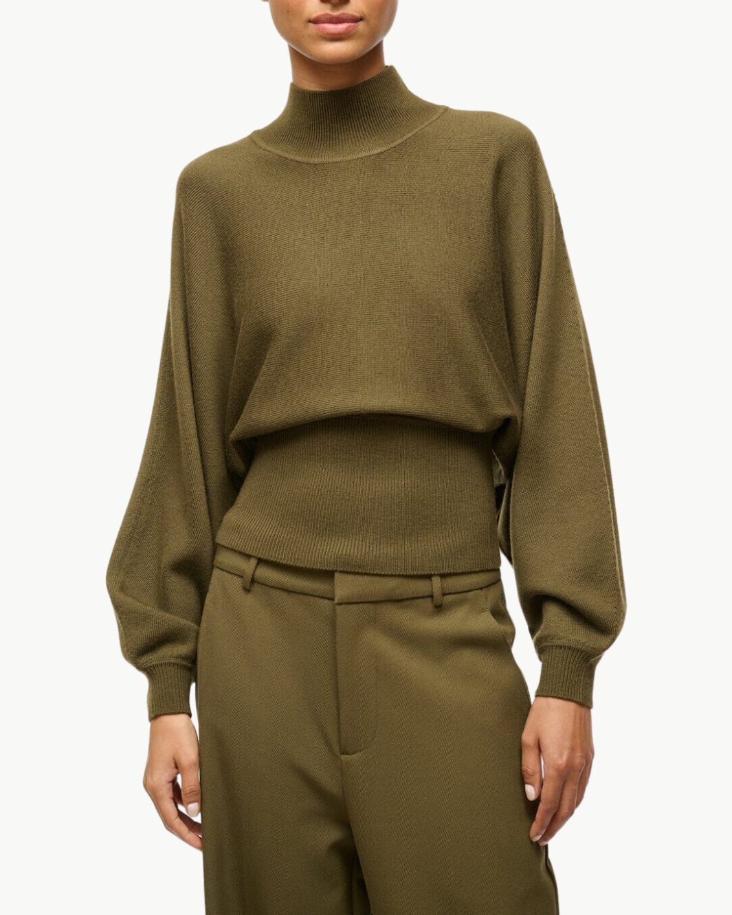 KAROLINE SWEATER IN SERGEANT GREEN