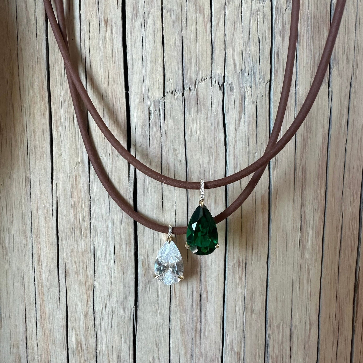 RESILIENCE NECKLACE IN GREEN/YELLOW GOLD