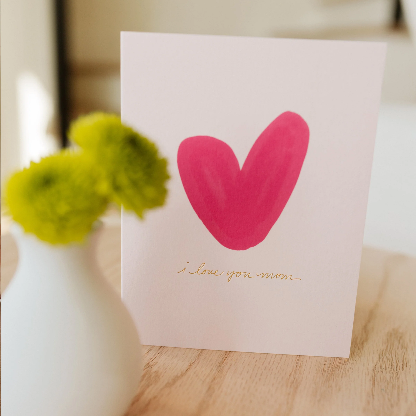 MOM HEART GREETING CARD