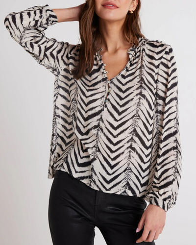 HALF PLACKET PULLOVER IN BATIK CHEVRON PRINT