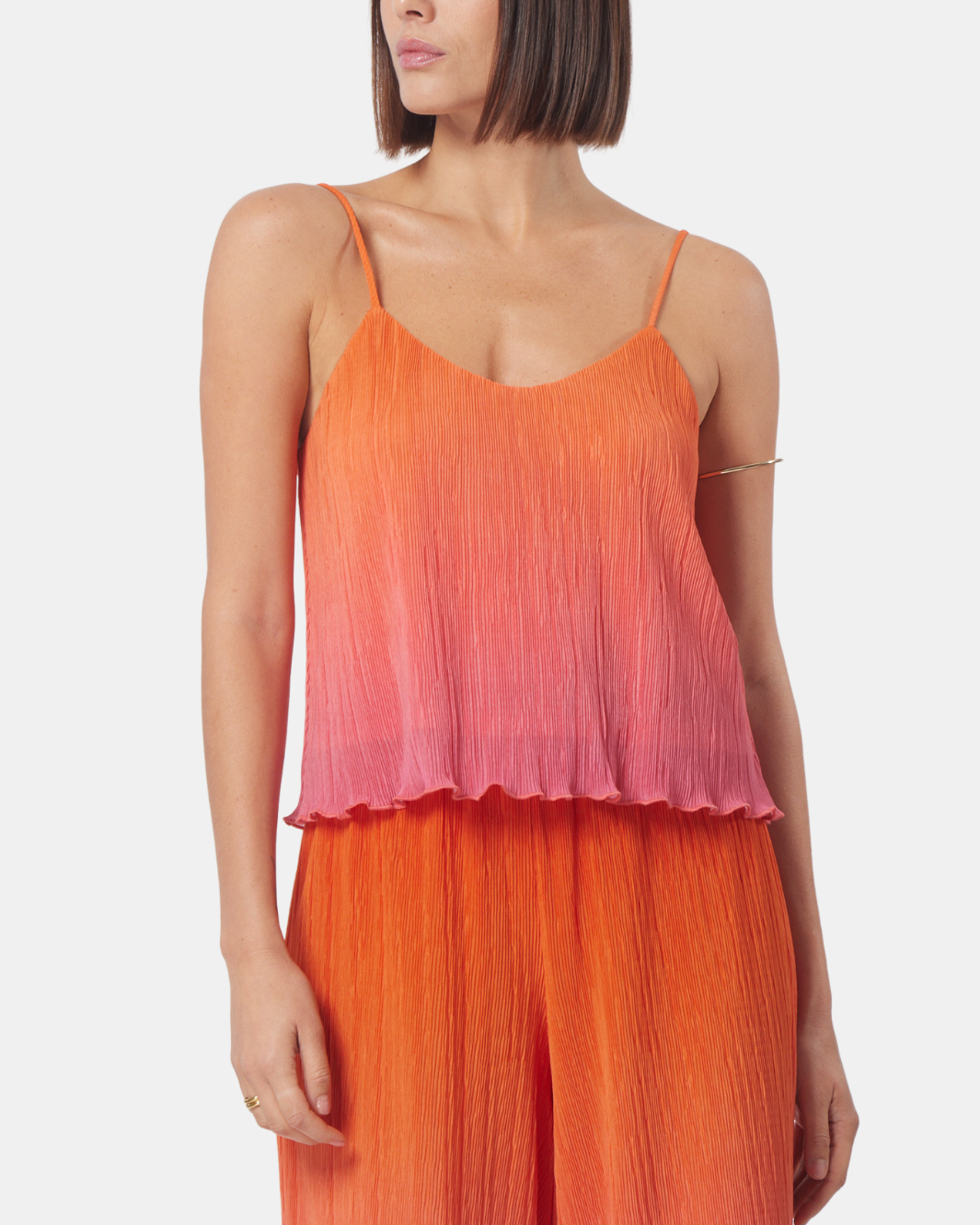 ARYA TOP IN OMBRE PLEATED