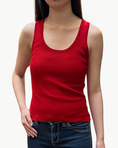 SUPERFINE MERINO RIBBED TANK TOP IN SCARLET