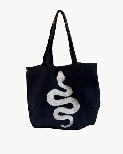 IZZI SNAKE TOTE IN BLACK SUEDE WITH SILVER