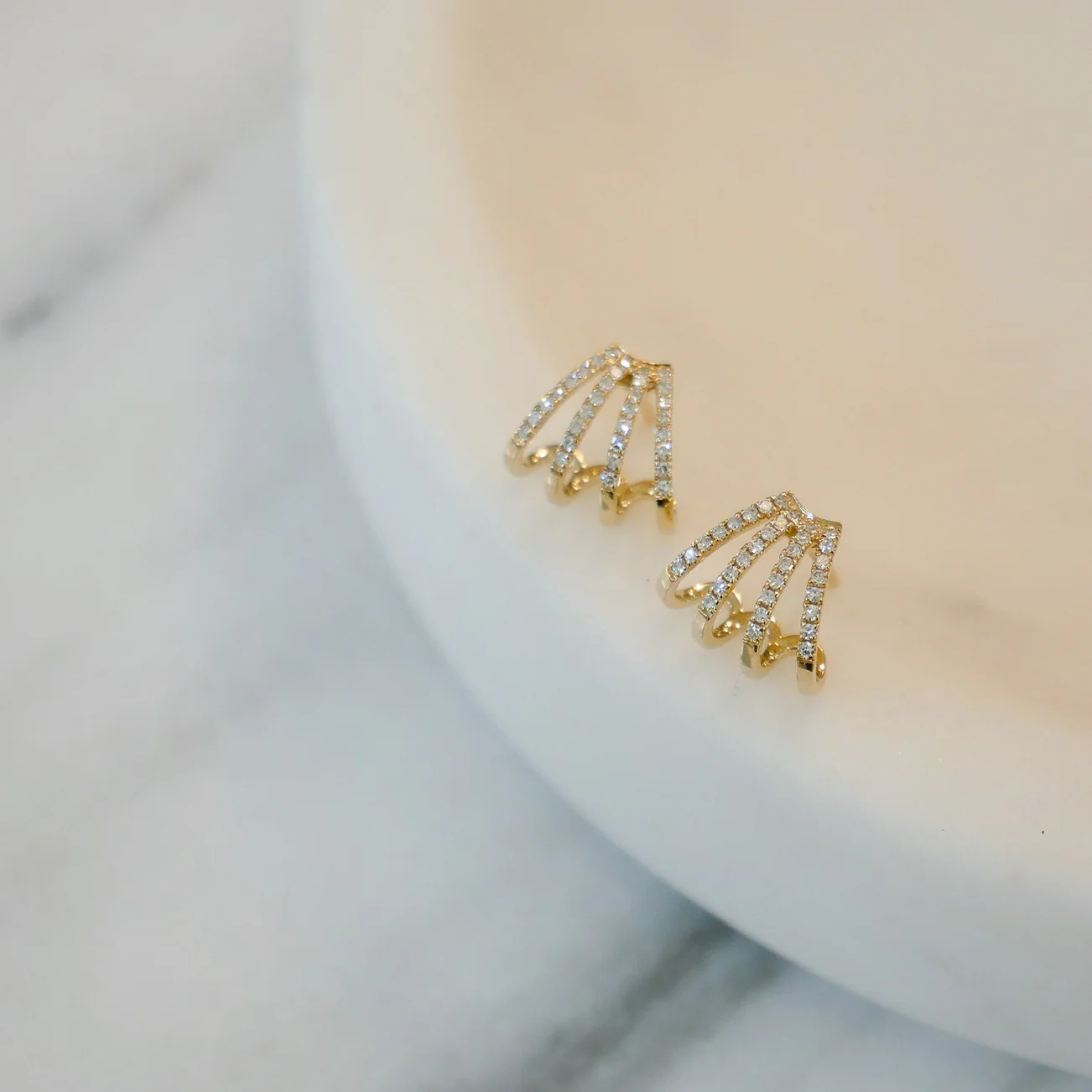 DIAMOND MULTI HUGGIE EARRING IN GOLD