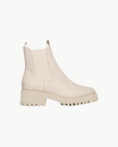 BROOKE RAIN RESISTANT BOOT IN CREAM CALF