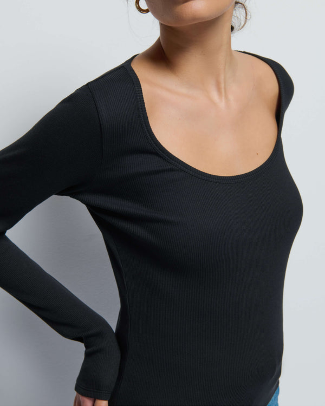 ELAINE LONG SLEEVE IN JET BLACK