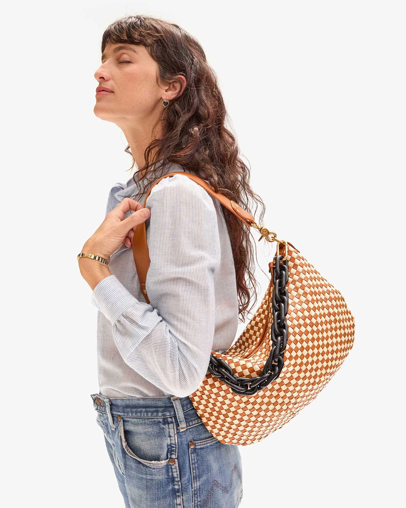 MOYEN MESSENGER WOVEN CHECKER IN NATURAL/CREAM