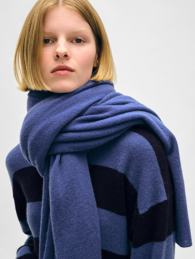 CASHMERE TRAVEL WRAP IN BLUE DUSK