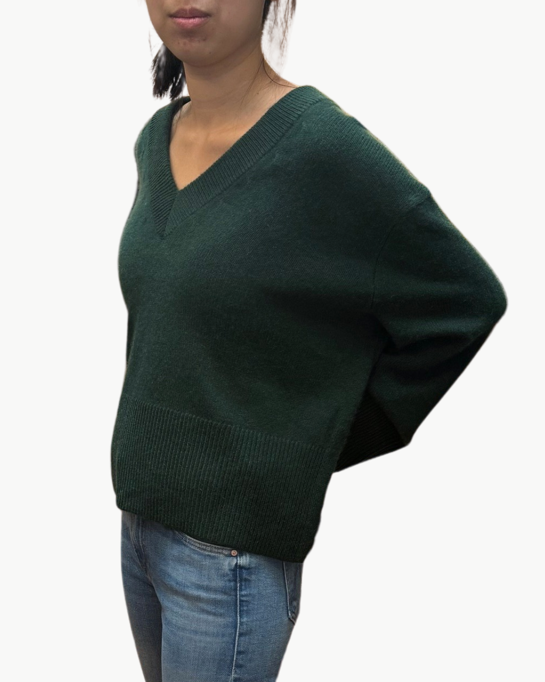 CASHMERE SIDE SLIT V NECK IN DEEP EMERALD