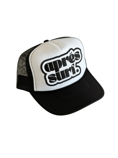 APRES SURF PATCH TRUCKER HAT IN BLACK/WHITE