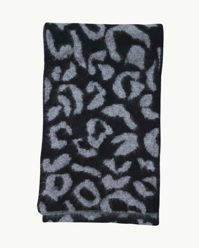 BRUSHED LEOPARD SCARF IN FEATHER/NIGHT