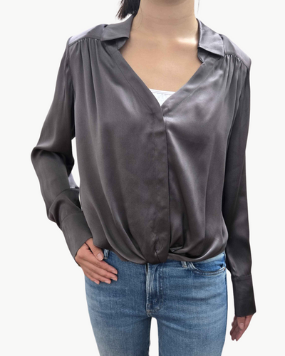 GO CALL THE SHOTS BLOUSE IN HEMATITE