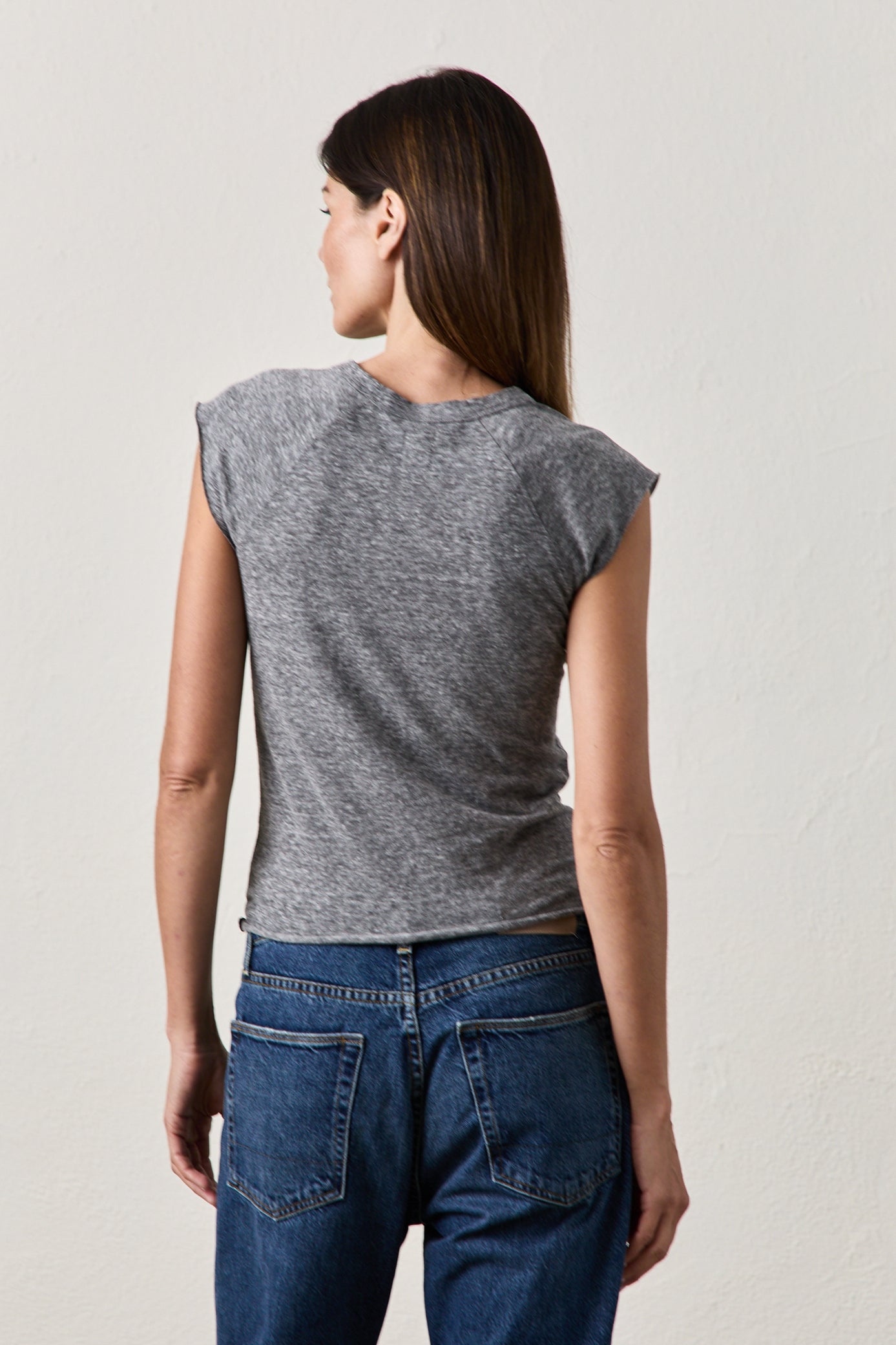 CHLOE TRIBLEND JERSEY TEE IN CHARCOAL HEATHER GREY