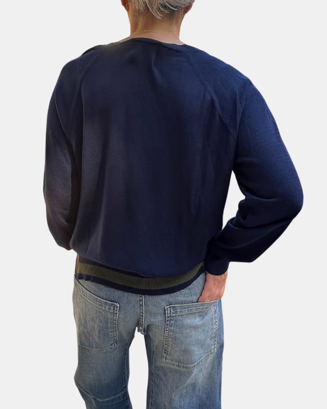 GO FASTER SWEATER IN NAVY