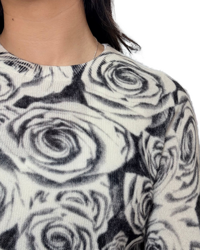 ROSE PRINT CREW IN BLACK/WHITE COMBO