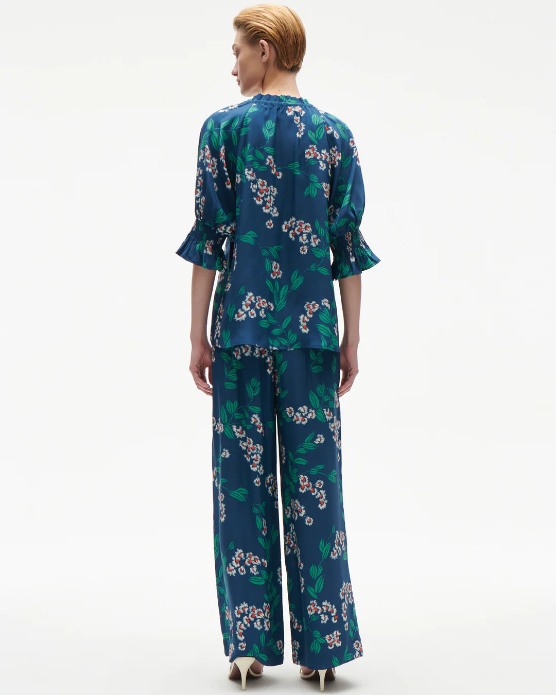 HALIMA TOP IN WISPY FLORAL SLATE NAVY