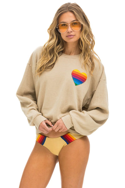 RAINBOW HEART STITCH RELAXED CREW SWEATSHIRT IN SAND